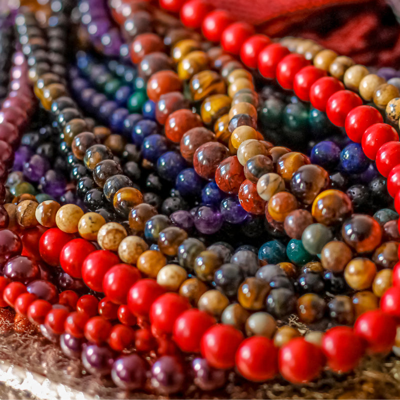 Stone beads Magic: Royal Majesty of Amethyst or Fiery Passion of Red Agate?