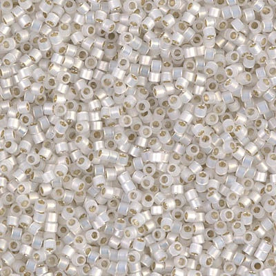 DB0221 - White Opal/Silver Inside Color Lined 10 grams