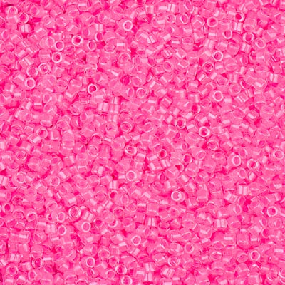DB2036 - Luminous Crystal Pink Inside Color Lined 10 grams