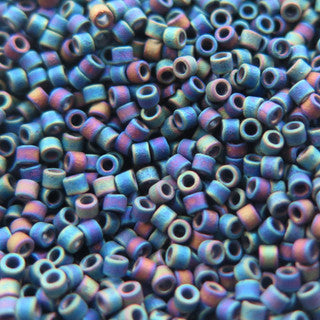 DB0871 - Blueberry Opaque/Matte/Rainbow 10 grams