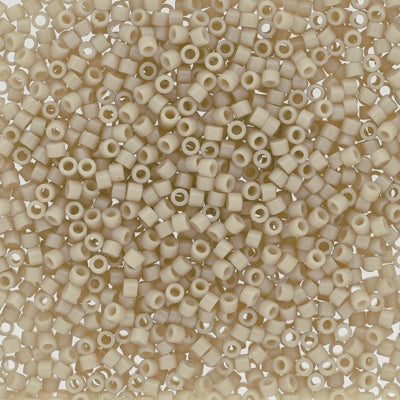 DB2362 - Antique Cream Duracoat/Opaque/Dyed 10 grams